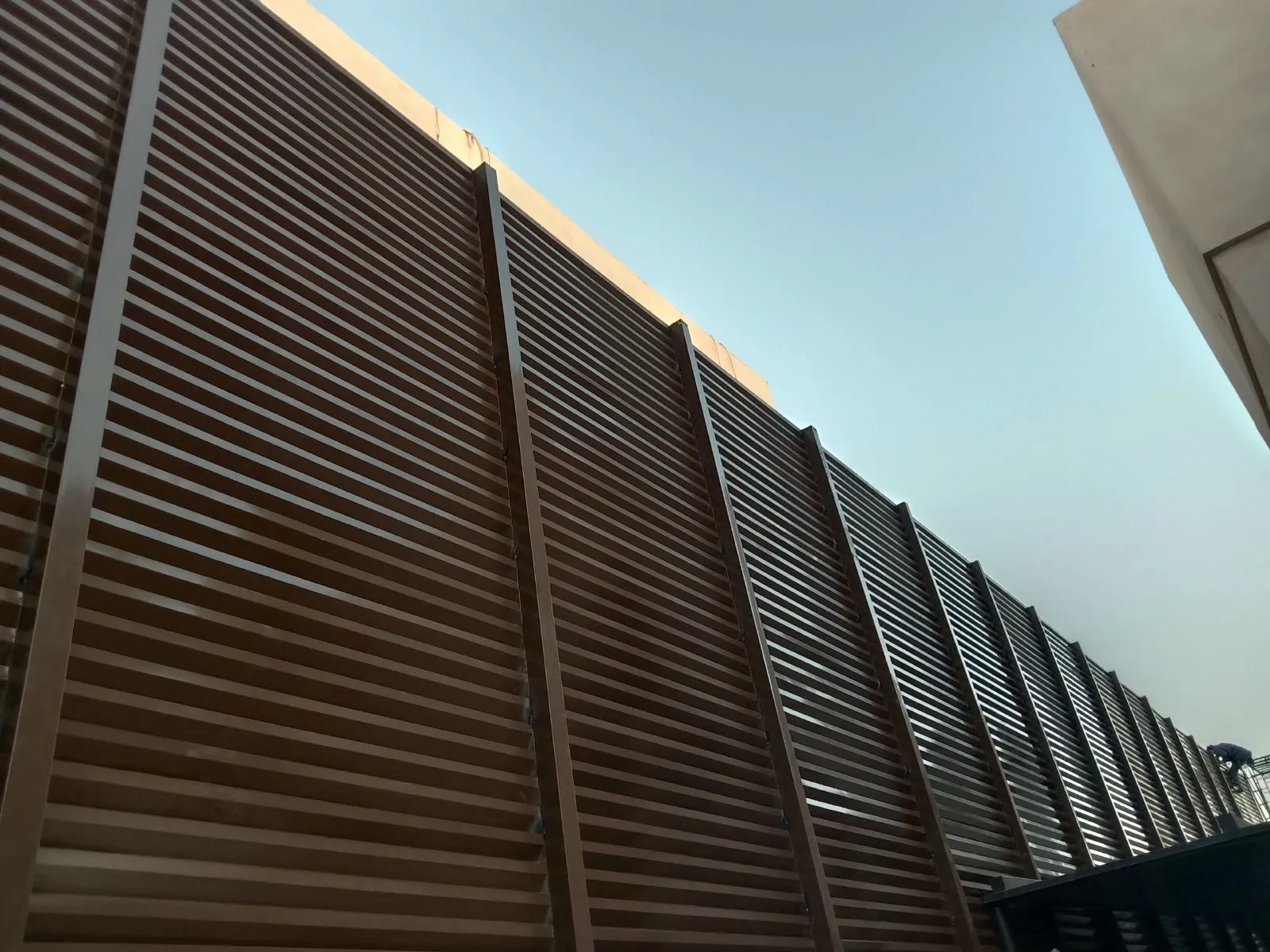 سواتر حديد شرائح ومجدول لحوش فيلا بالرياض